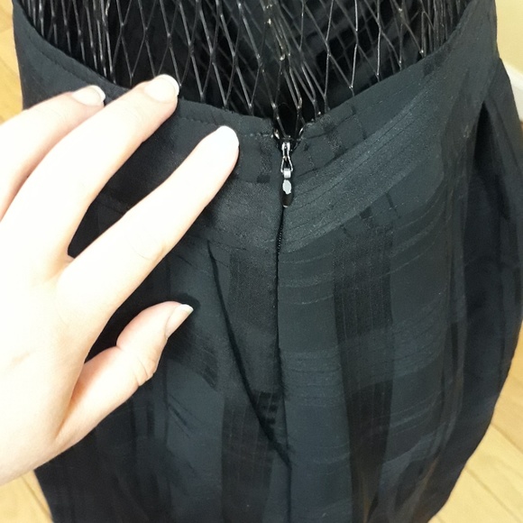 ANN TAYLOR Black Midi Skirt Fully Lined - Picture 5 of 8